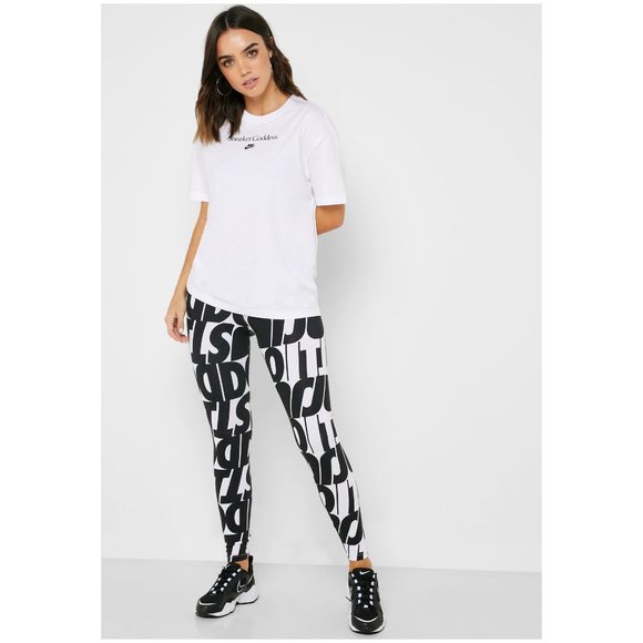 046 NIKE Pink Sneaker Goddess Short Sleeve Essentials Tee sz M Women's T-Shirt - Picture 3 of 10